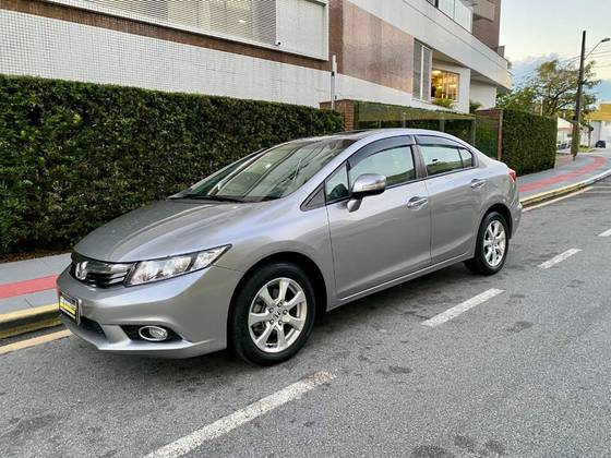 HONDA CIVIC 2.0 EXR 16V FLEX 4P AUTOMÁTICO HONDA CIVIC 2.0 EXR 16V FLEX 4P AUTOMÁTICO